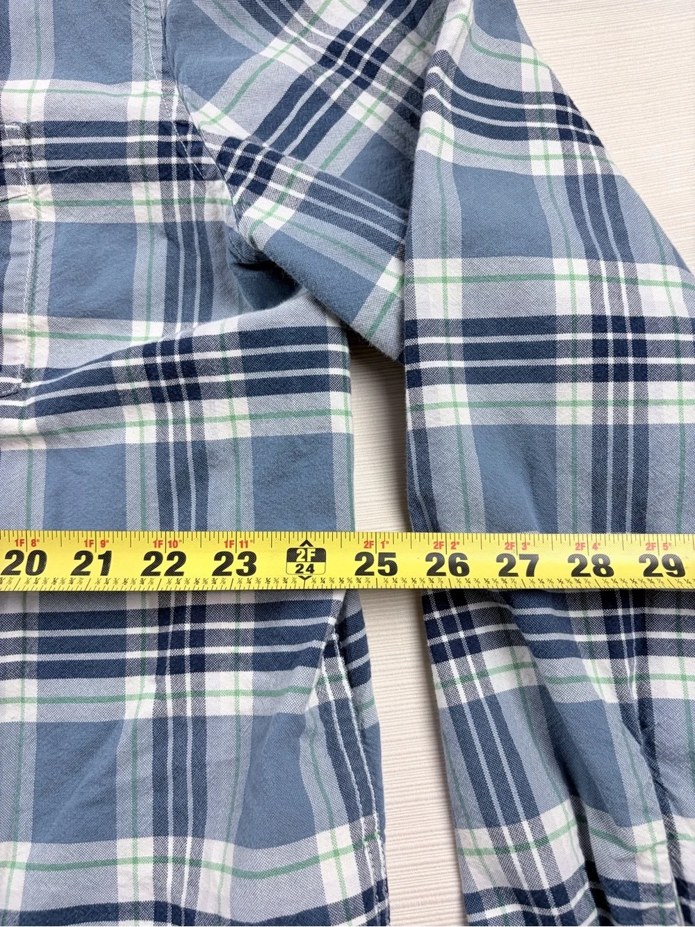 Levi's Blue & Navy Plaid Long-Sleeve Button-Down Shirt - Men's